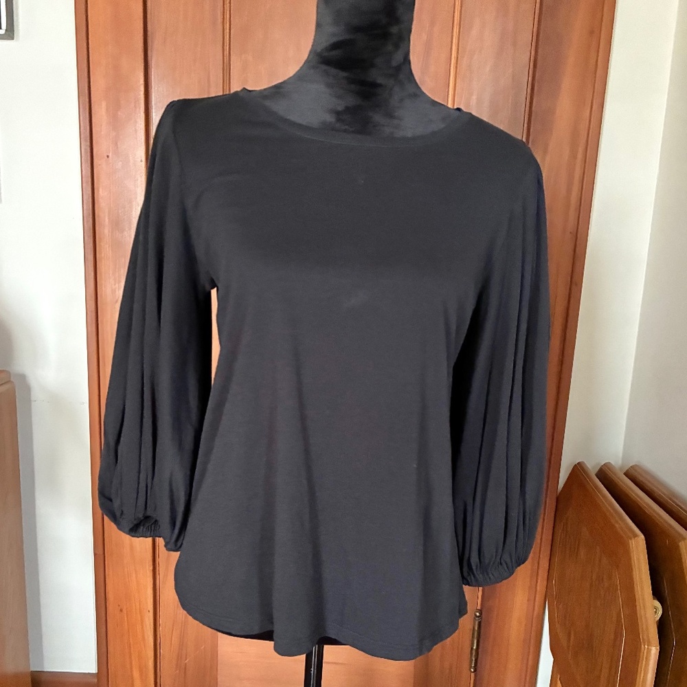 "LOFT" L/S Top, M, Puff sleeves, black, EUC